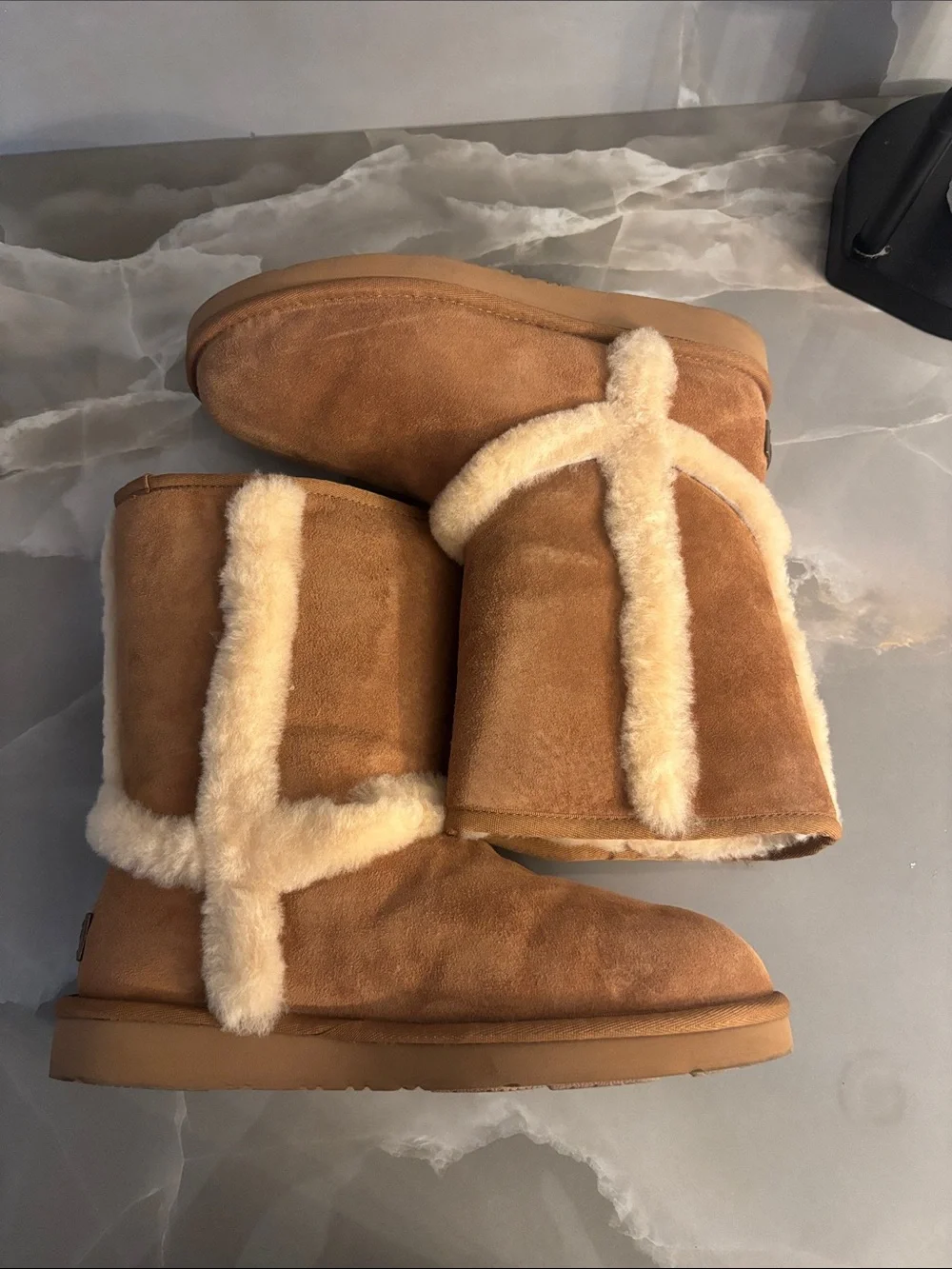 UGG Australia Women's Carter ankle boots